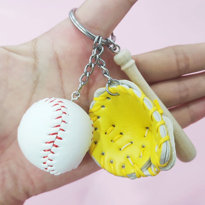 Creative Baseball Keychain Bag Charm Baseball 3-Piece Gift Set Fashionable Couple Small Gift Pendant Accessory 2025