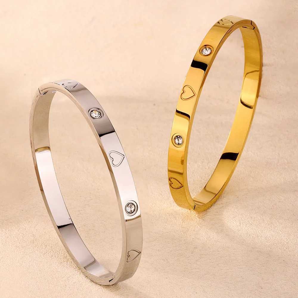 Htpwe Stainless Steel Zirconium Embossed Bracelet Set For Women 18k Gold Plated Couple Holiday Gift Bracelet Party Daily JewelryW251024