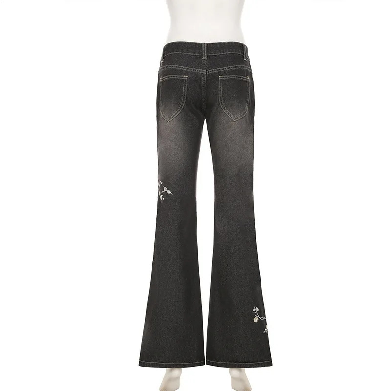 Floral Embroidery Jeans Vintage 2000s Low Rise Flared Jeans Women Retro Y2k Baggy Denim Pants High Street Basic Trousers 251023