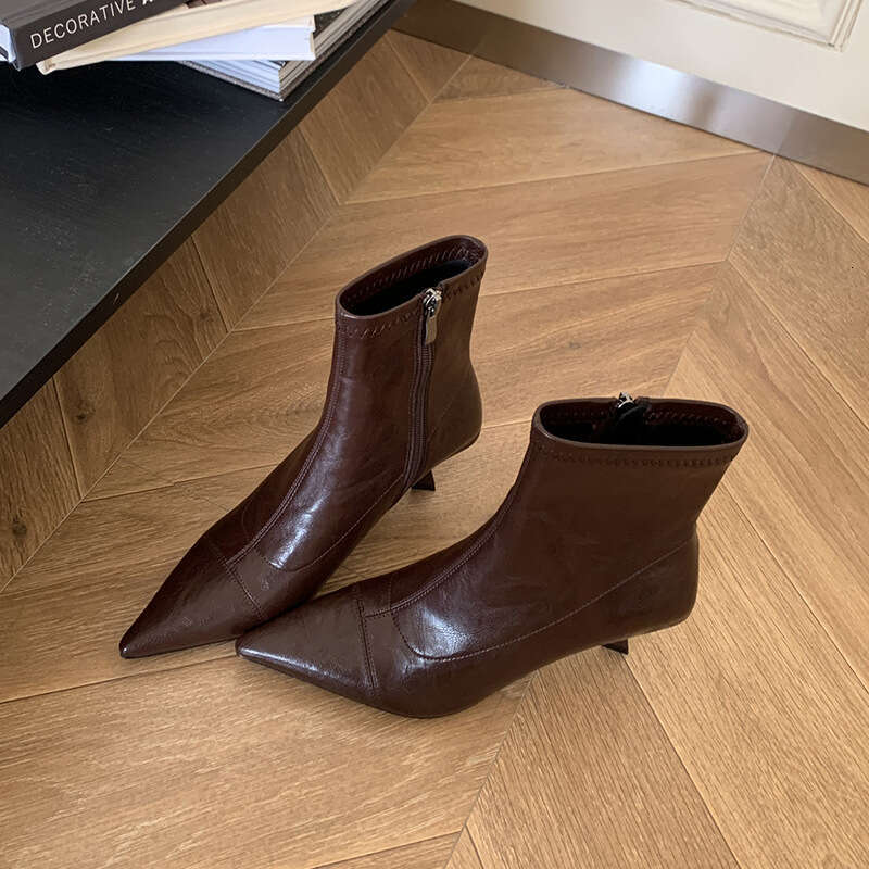 Internet Celebrity Pointed Toe Stiletto for Women 2025 Designer Shoe Autumn Winter New Versatile Short Slim High Heel Martin Boots