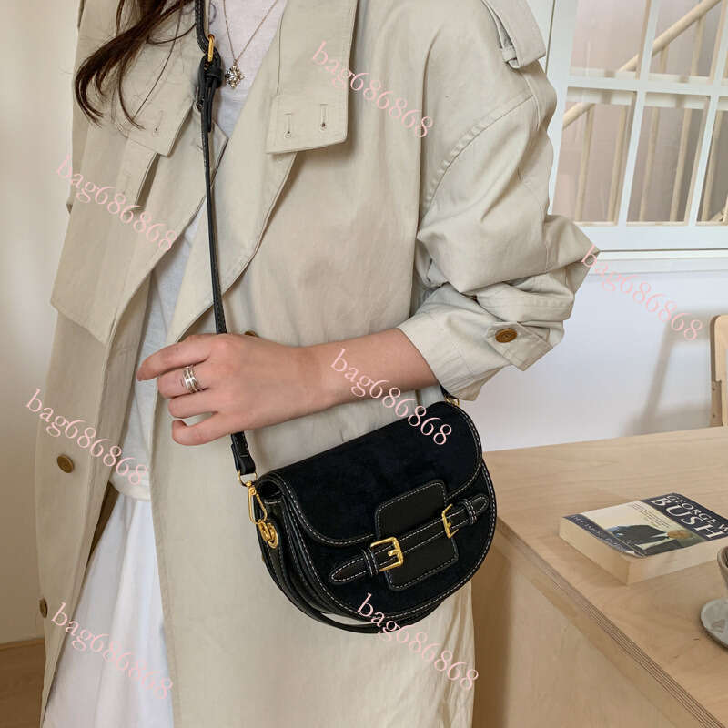 Designer Bag Tote Bag Shoulder Bag Suede Saddle For Women Autumn Winter New High End Fashion Handbag Commuter Shoulder Crossbody Bag