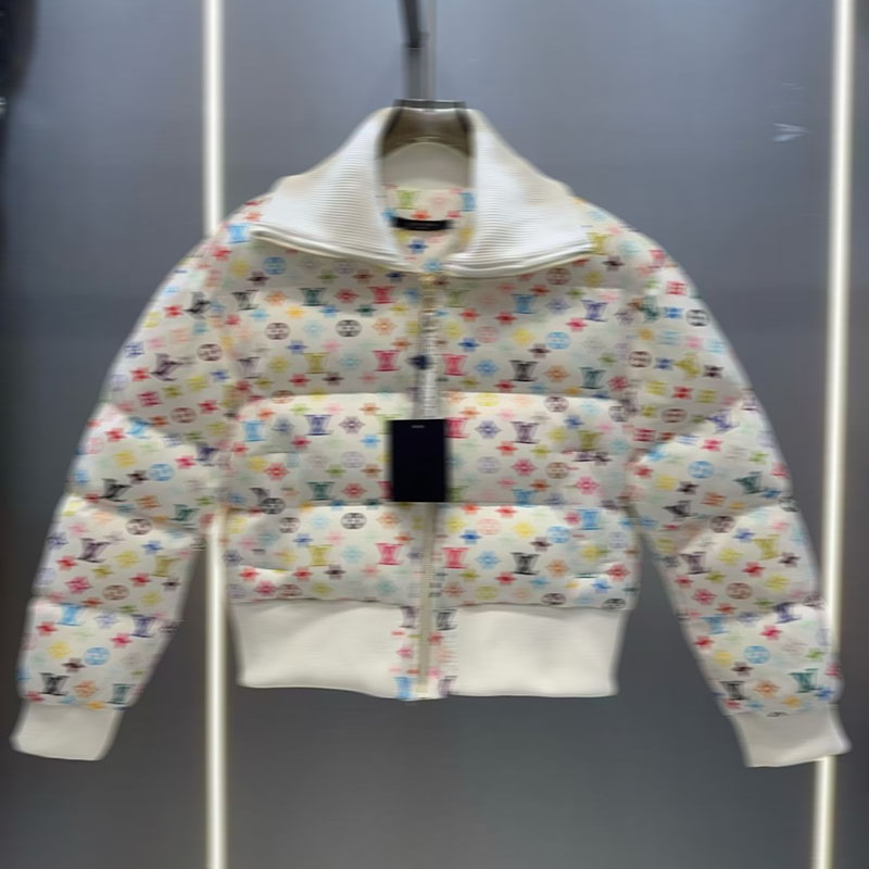 Luxury brand fashionable women's winter down jacket with classic design, high-quality winter jacket