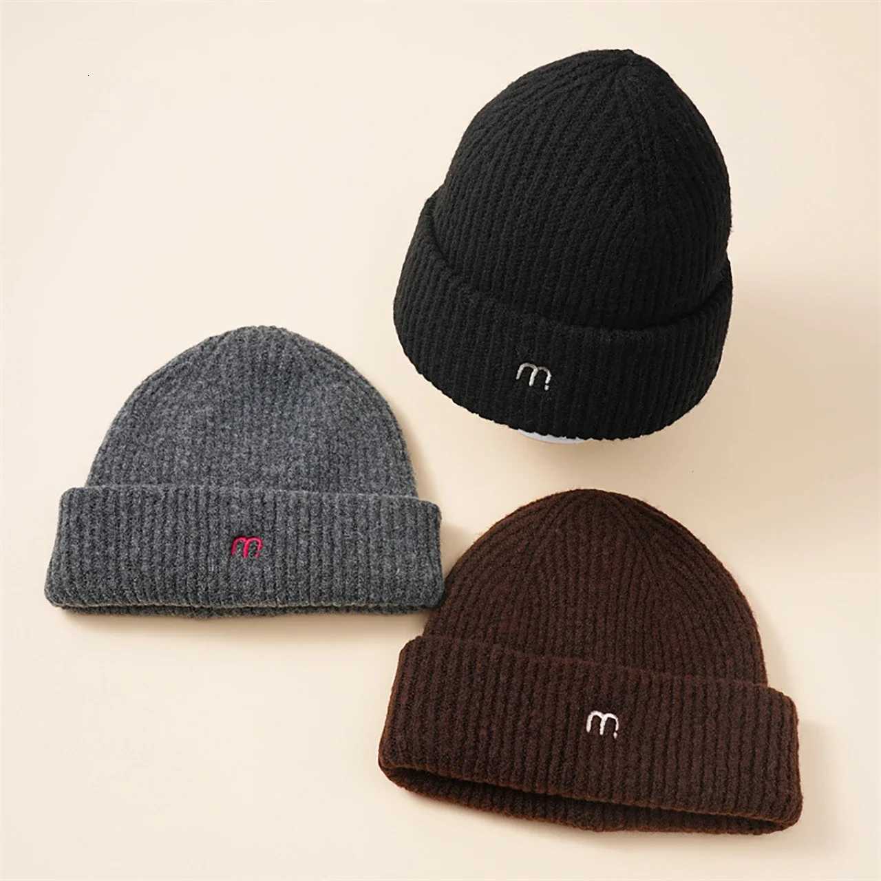 Winter Thicken Warm Baby Hat Letter Baby Boys Girls Cap Beanies Soft Solid Color Infant Toddler Kids Hat BonnetL251024