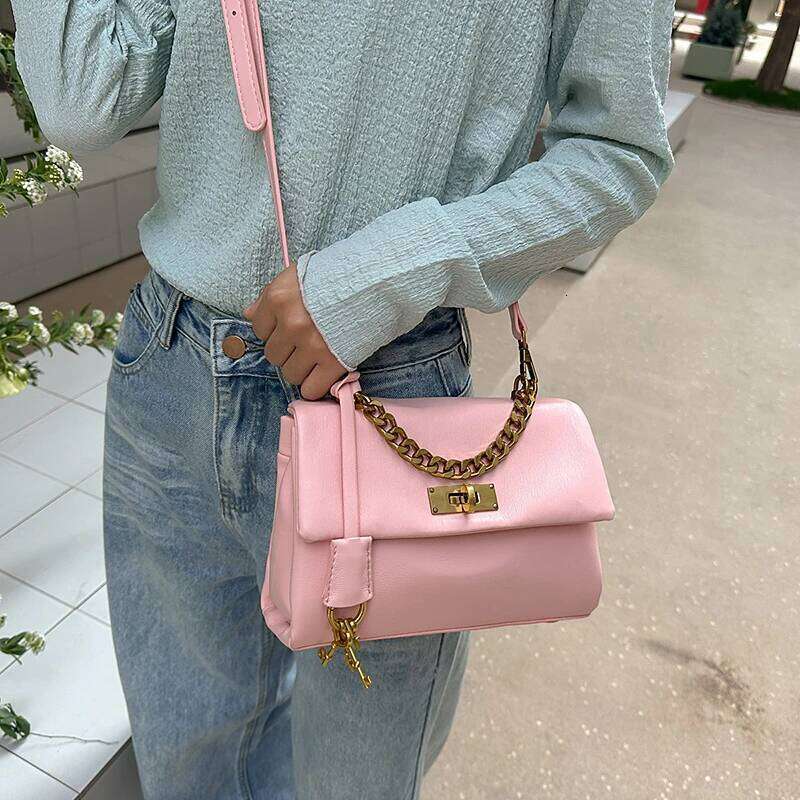 Designer bag Designer Look Women's Shoulder Bag: Elegant Leather Handbag With Adjustable Crossbody Strap, Style Ladies