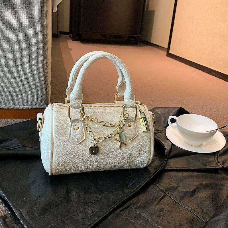 Designer bag Popular Women's Shoulder Bag In Leather, Convertible To Crossbody Messenger, Elegant Classic Design Handbag For Ladies