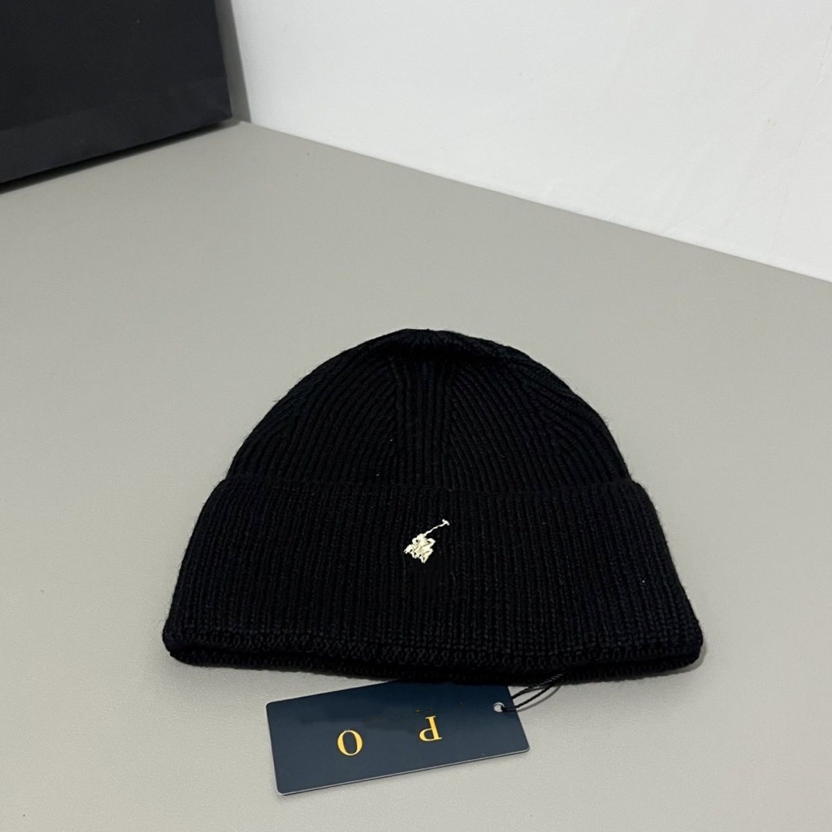 beanie for Men Classic & bonnet Women - Premium Quality Winter Golf & Leisure Sports Hat with Embroidery - Classic Fashion Polo Style