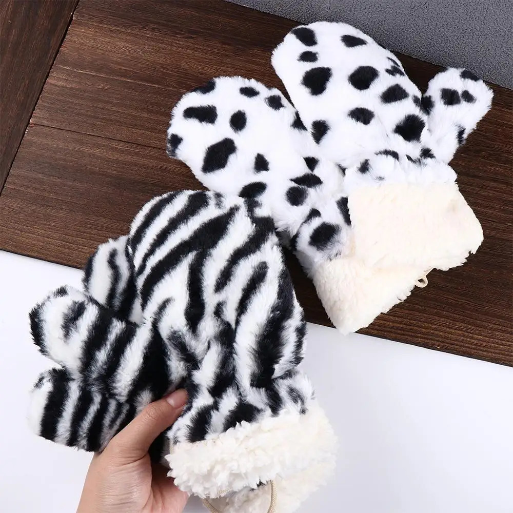 Cute Adult Winter And Autumn Plus Velvet Leopard Pattern Full Fingers Gloves Cow Printed Women Halter Gloves Christmas Mittens 251021
