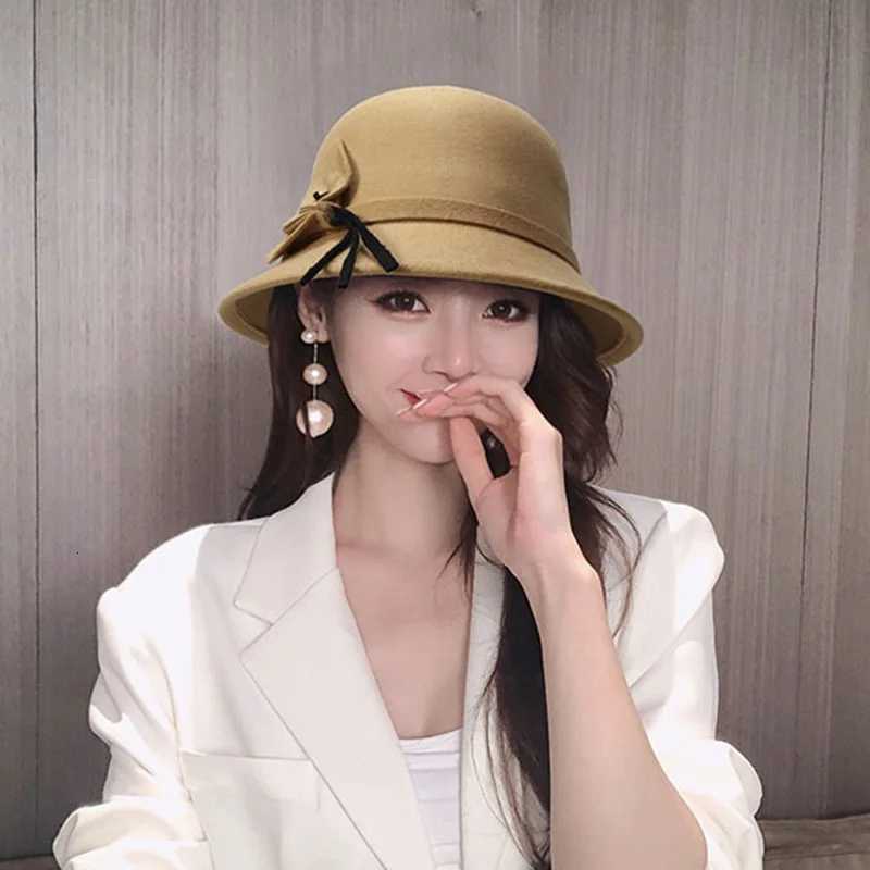 2022 Autumn Winter Fedoras Women Hat Elegant Vintage Bowknot Wool Ladies Hat Dome Felt Wedding Church Jazz Cap Female Bow BowlerL251024