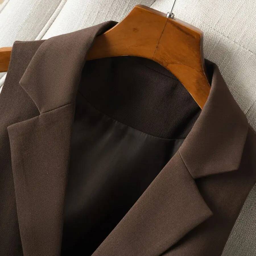 Brown Suit Vest for Women Spring and Autum Short Single-Breasted Slim Workplace Elegant Sleeveless Top Jacket dongdumaoyi