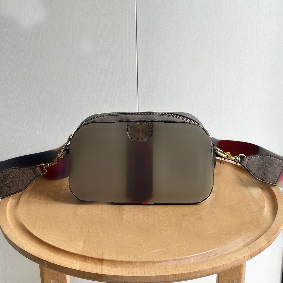 Spacious Stylish Designer Bag Premium Quality Ladys Handbag Collection