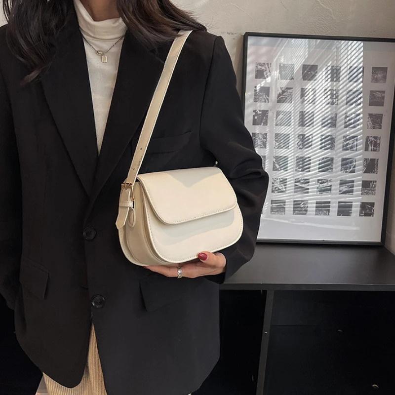 Advanced Texture Retro Small Saddle Bag Women 2024 AllMatch Messenger Bag Fashion Underarm Bags Square Sling Bag 251023