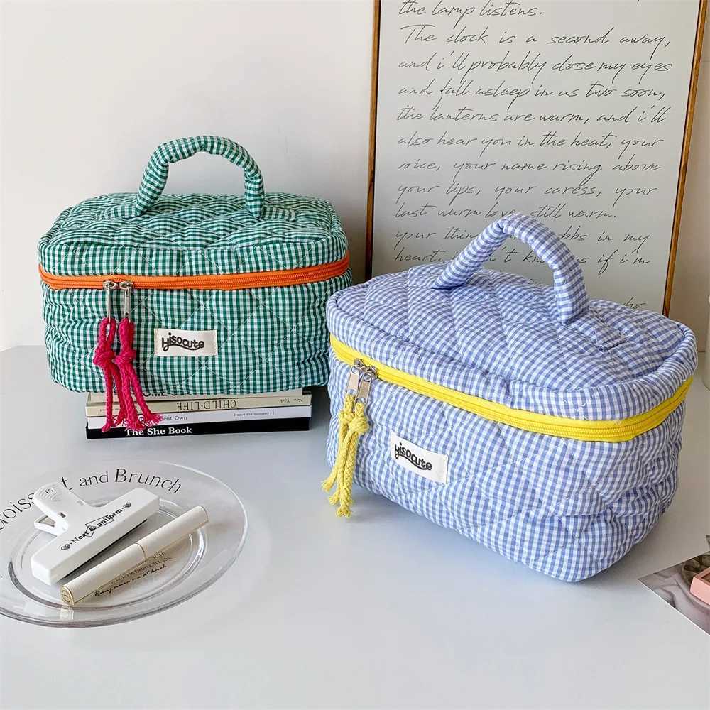 Plaid Cosmetic Bag Set Simple Style Large Capacity Portable Cosmetic Tools Storage Bag for Home Bathroom Toiletry BagT251024