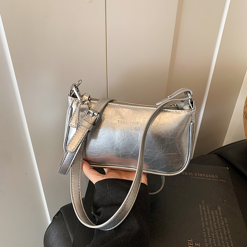 Luxury Brand Designer Bag High-Quality Textured Small Bag For Women 2025 New Summer Versatile Crossbody Bag Fashionable Super Popular Single Shoulder 
