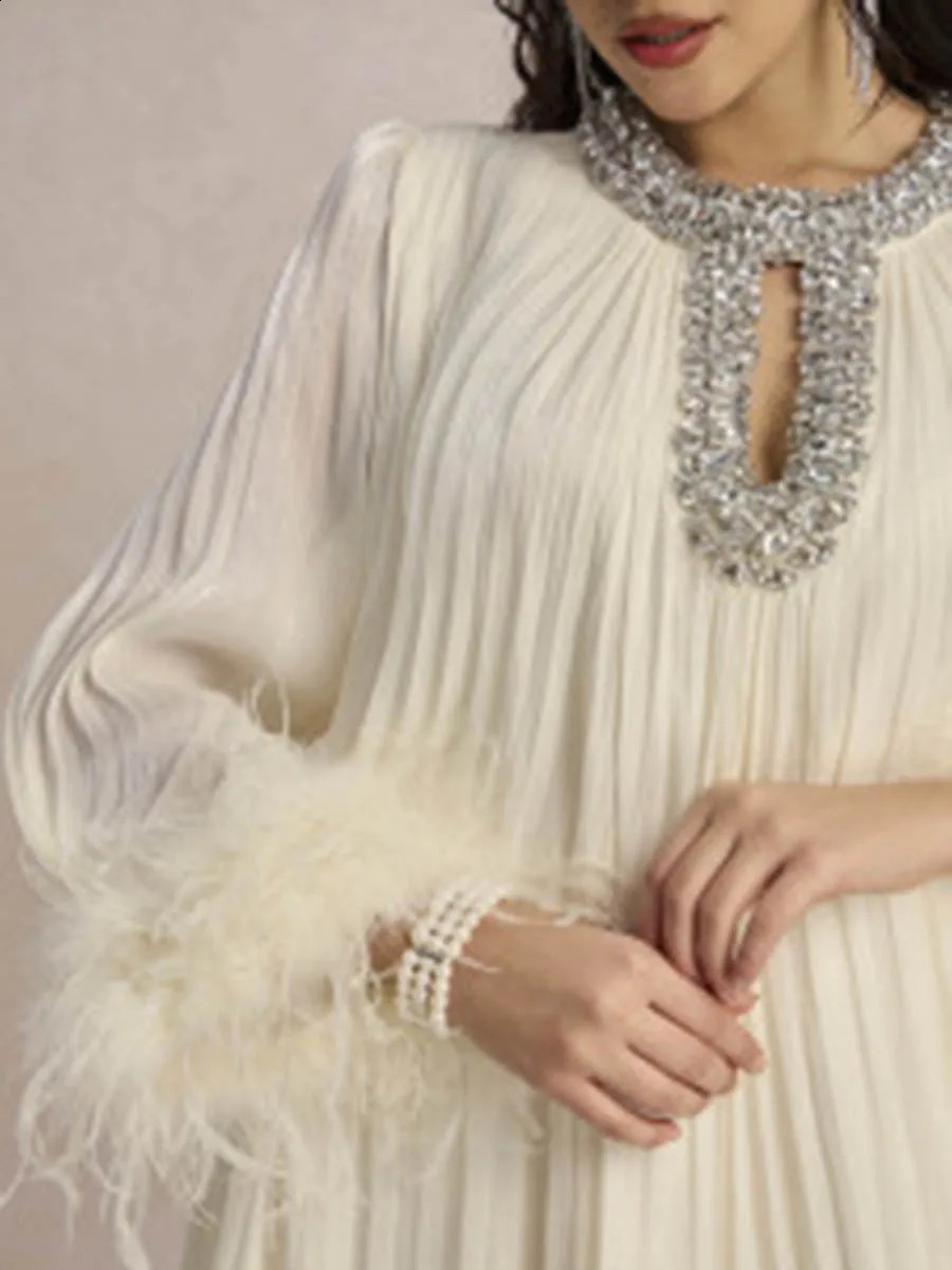 VGH Fashion Spliced Feathers Loose Chic Dress For Women O Neck Long Sleeve Hollow Out Patchwork Diamonds Pleated Dresses Female 251020