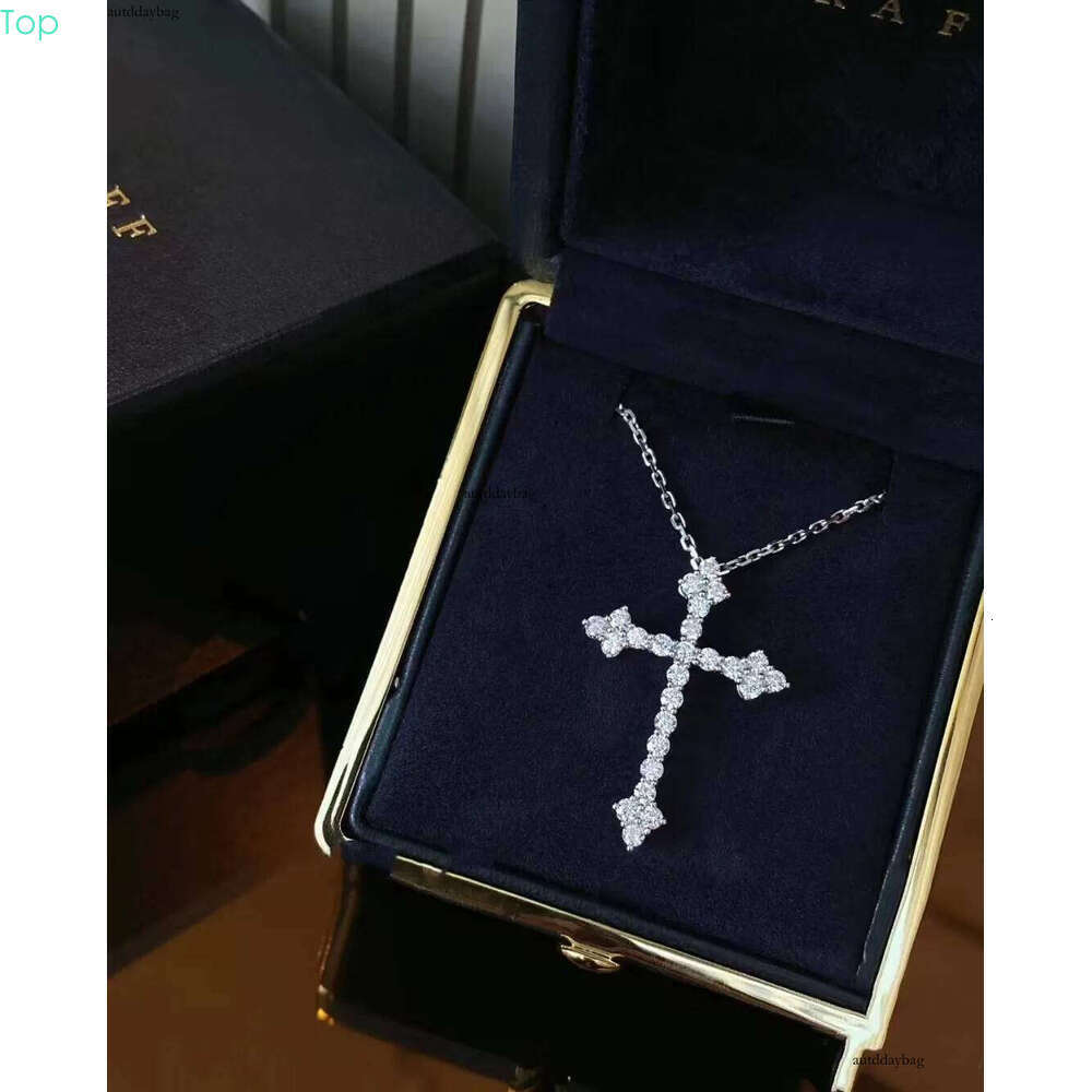 2024 Ins Top Sell Wedding Jewelry Sets Simple Fashion Sterling Sier Round White Lab Moissanite Dia Party Cross Pendant Dangle Earrings Clavicle Neckla