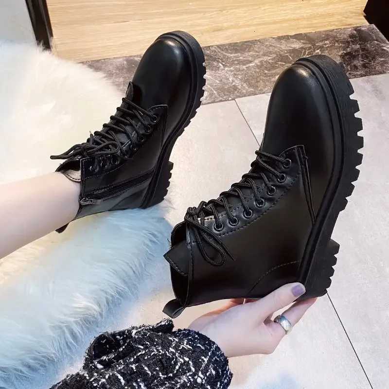 Women Boot 2024 Autumn Winter New Fashion Classic Short Boot Handsome Ankle Boot Work Clothes Shoe Botas Mujer W251024