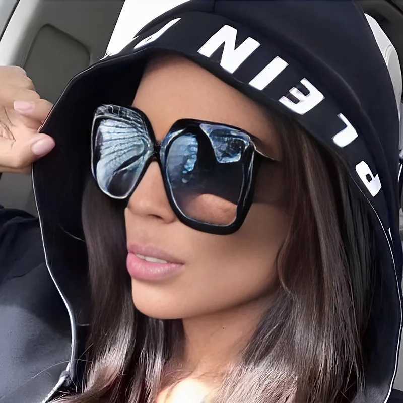 Fashion Women Oversize Sunglasses Gradient Retro Luxury Brand Designer Square Sun Glasses Female Trending Shades UV400 EyeglasT251024