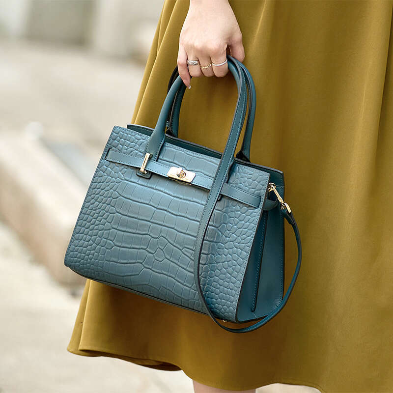 Zooler Handbag ZOOLER Women's Genuine Alligator-Texture Handbag Elegant Golden-Tone Hardware & Adjustable Crossbody/Handbag Strap, Zipper Closure