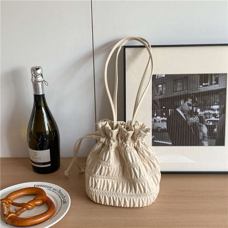 Korean Niche Wrinkled Soft Leather Elegant Shoulder Women's Casual Drawstring Lazy Style Handheld Bucket Bag B5