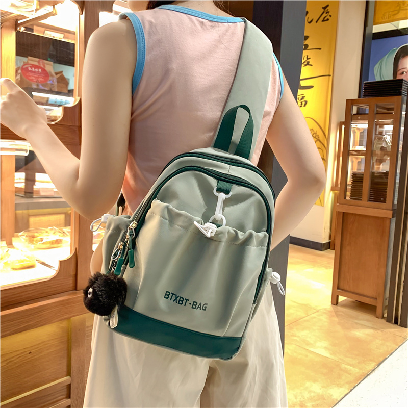 Autumn Travel Study Small Backpack for Girls, Lightweight Outdoor Water-Resistant Crossbody Bag, Can Hold iPad