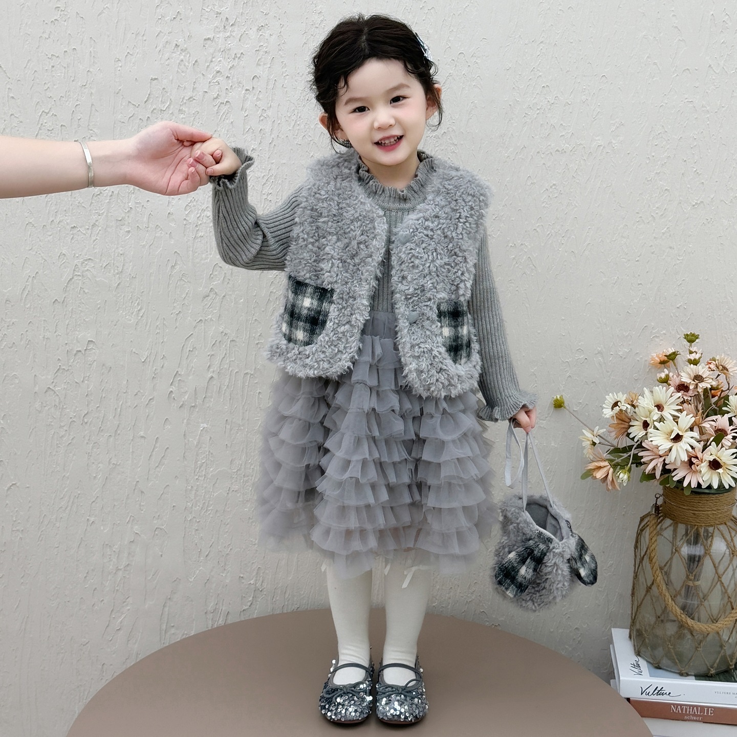Girl fashion designer vest and dress set for autumn and winter, new Korean style children's winter thick two-piece set