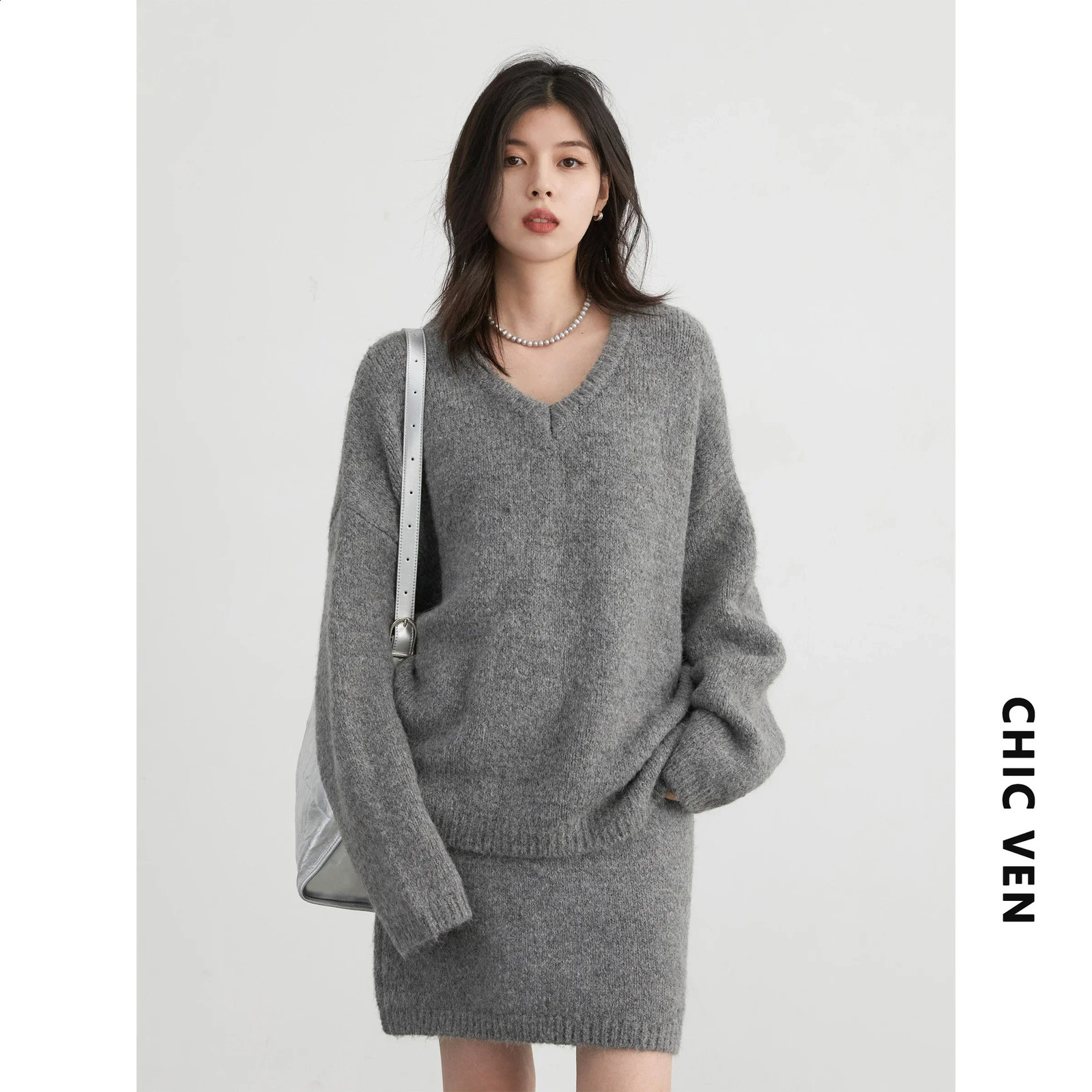 CHIC VEN Fashion Women Skirt Set Pullover Loose Mini Vneck Solid Sweater Straight Leg Skirts Spring Autumn 251020