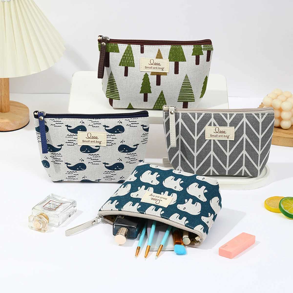 Japanese and Korean canvas makeup bag Simple and portable travel storage toiletry bag Multi functional student pencil caseT251024