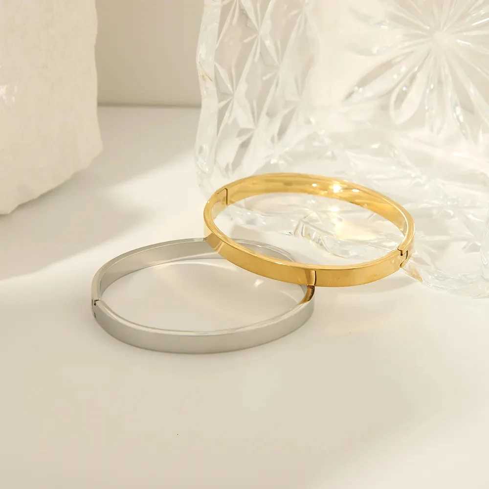 eManco 46mm Stainless Steel Glossy Bracelet Adjustable Couple Ladies Jewelry Decoration Gift 48 Hours Shipping entry luxW251024