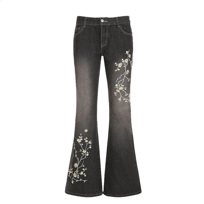 Floral Embroidery Jeans Vintage 2000s Low Rise Flared Jeans Women Retro Y2k Baggy Denim Pants High Street Basic Trousers 251023