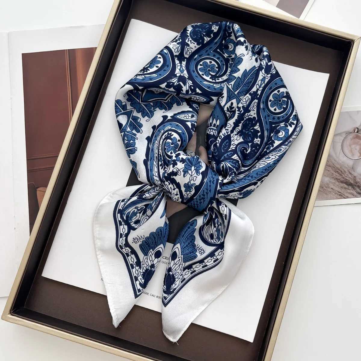 ral Print 70cm Satin kerchief Wen Luxury Design Neck Tie Scarf Fem Hair Hand Wrist Foard Shl Hijab Bandana New Y251024
