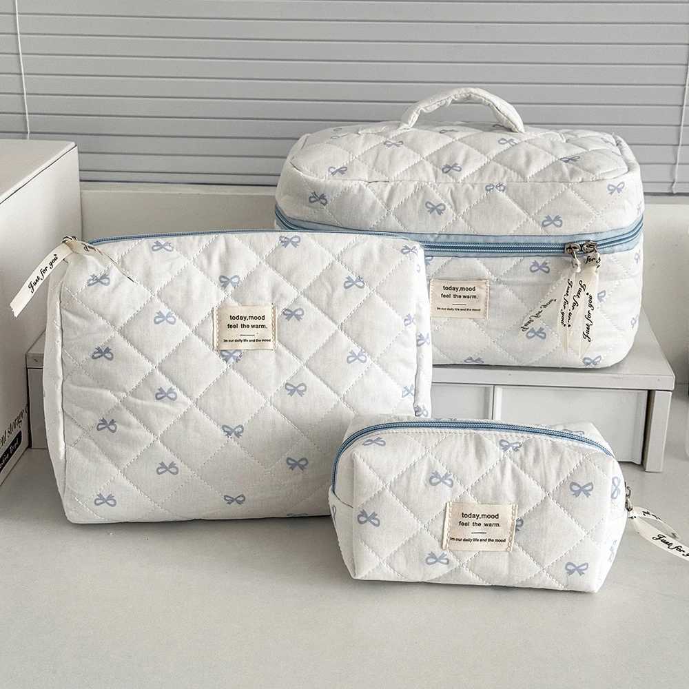 1Pc Fashion Pink Black Bow Women Cosmetic Bag Large Capacity Makeup Storage Handbag Travel Pouch Ladies Zipper Quilting BagT251024