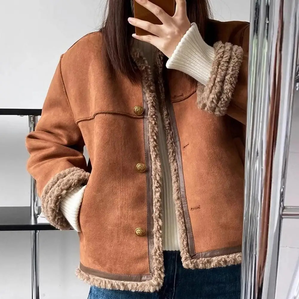 Round Neck Motorcycle Womens Warmth Jacket Female Autumn Winter Lamb Top Trend Coats 251021