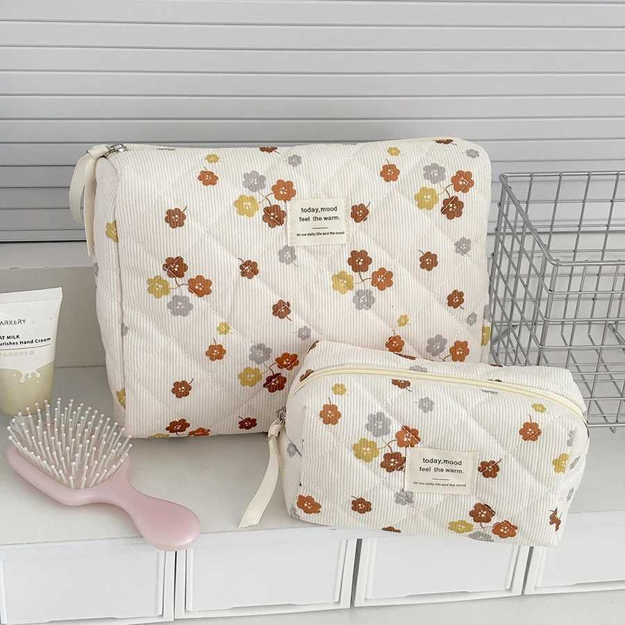 1pcs Cute Quilted Makeup Bag Women Zipper Cosmetic Organizer Cloth Handbag Box Shape Portable Toiletry Case for GirlsT251024