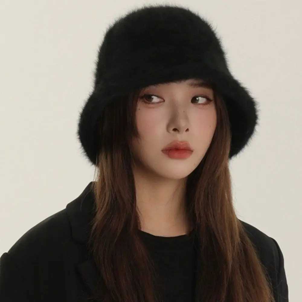 Soft Knitted Plush Bucket Cap Warm Furry Winter Fisherman Hat Versatile Solid Color Anticold Bucket Hat WomenL251024