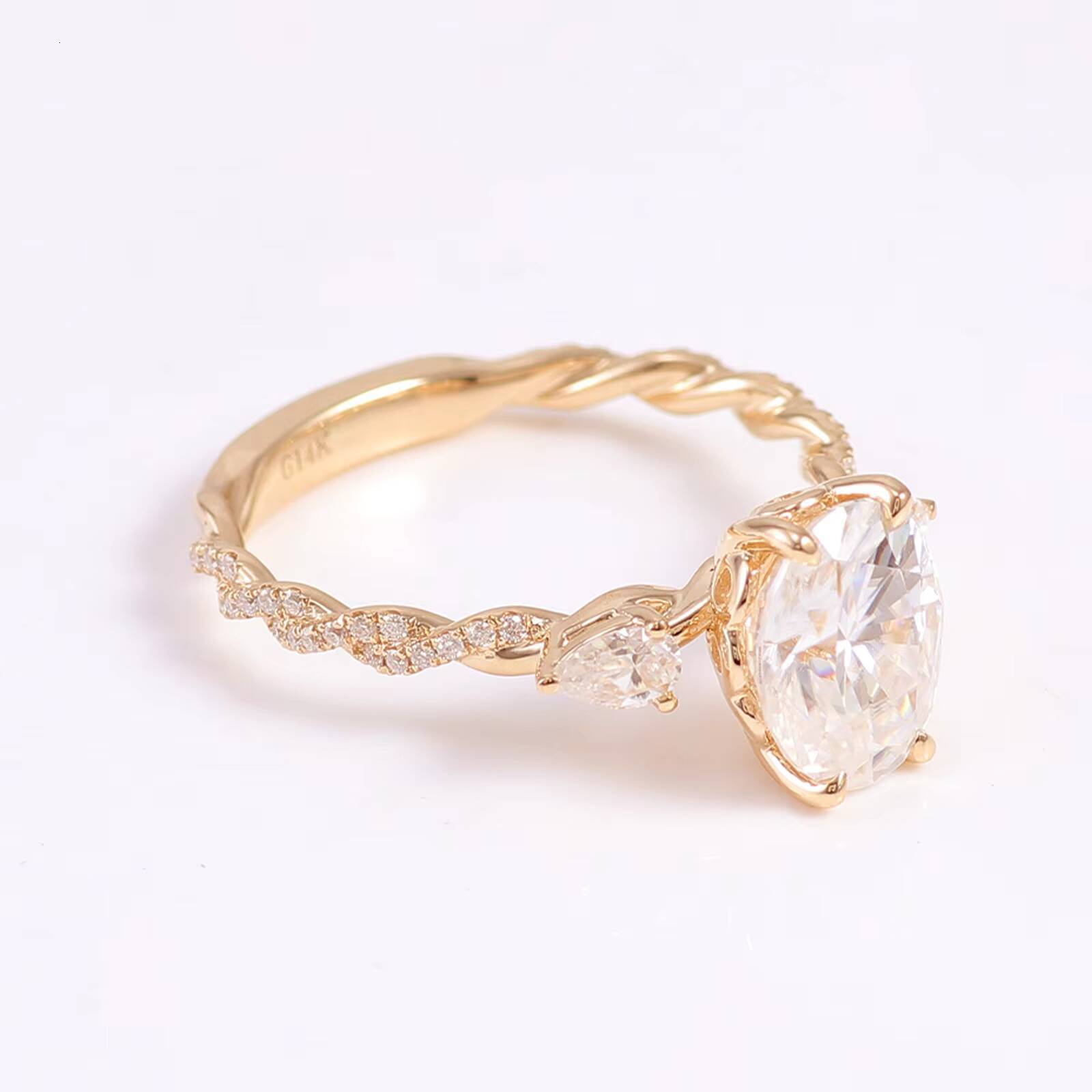 Moissanite Solid Gold Wedding Ring 9K 14K 18K Real Gold Engagement Jewelry Oval Moissanite Ring