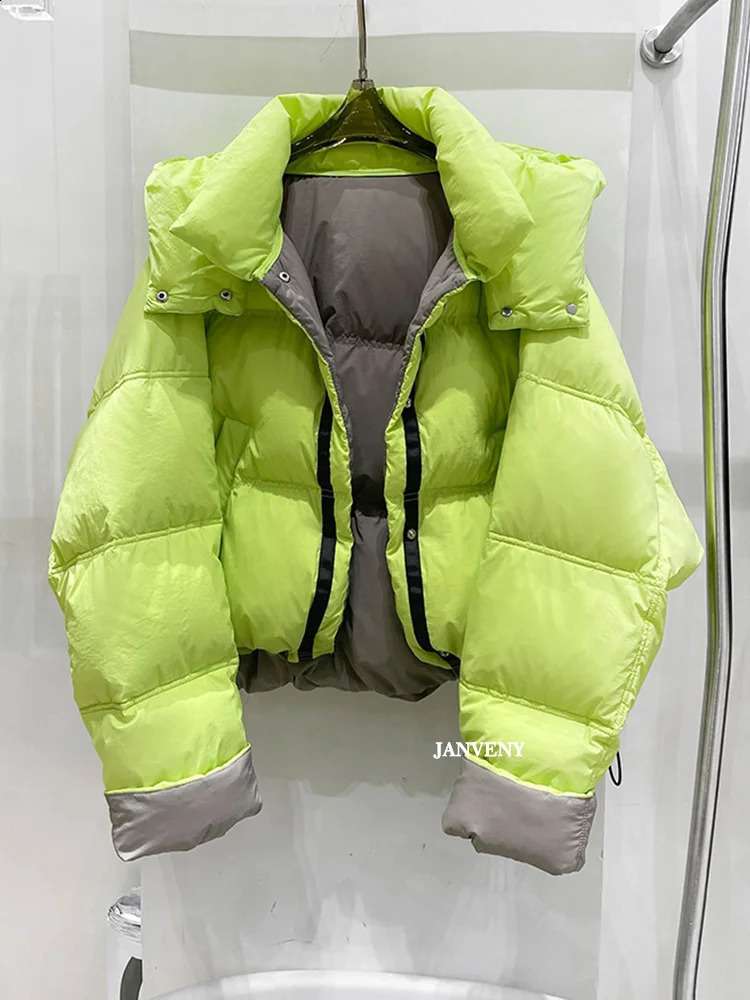 Janveny Winter Contrasting Color Hooded Cropped Puffer Jacket Women Two Sided Thickened White Duck Down Warm Bread Coat 251023