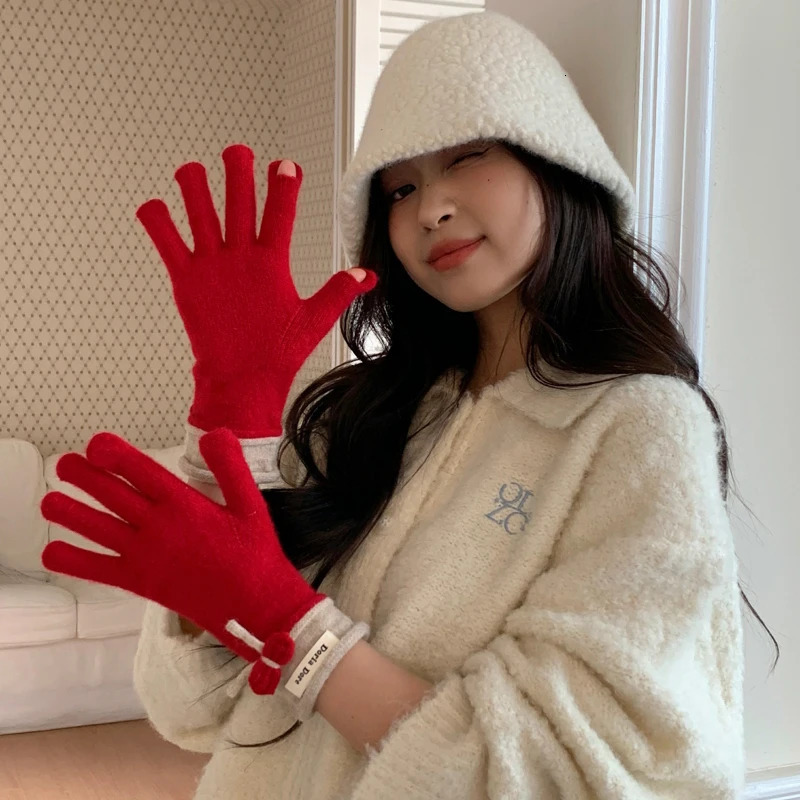 Winter Red Warm Knitted Gloves Full Finger Gloves Touch Screen Skiing Cute Bow Gloves Work Gloves For Women 251023
