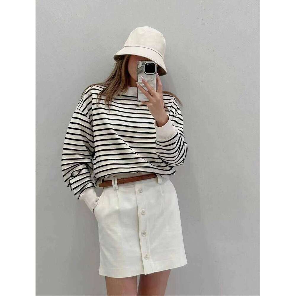 White Black Stripes Long Sleeve O-Neck Sweatshirt Women Autumn Winter New Casual Sweatshirt Female