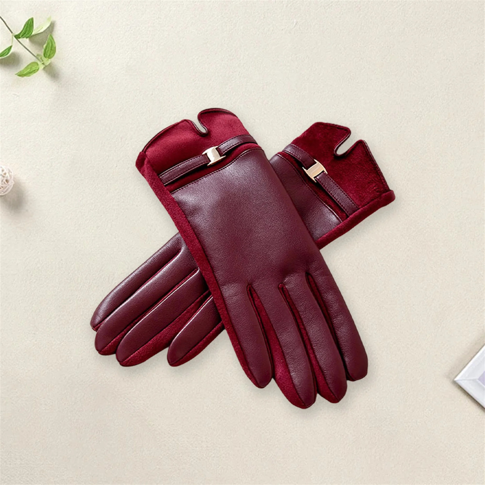 Women Winter Gloves Faux Fur Lined Waterproof Touch Screen Gloves Thermal Gloves for Snowy Weather Activities Outdoor 251020