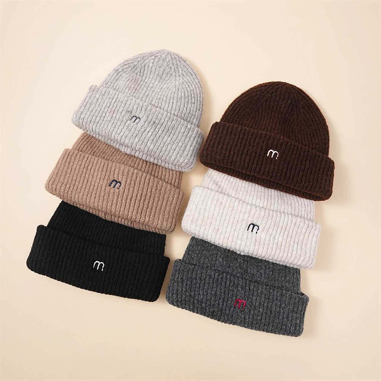Winter Thicken Warm Baby Hat Letter Baby Boys Girls Cap Beanies Soft Solid Color Infant Toddler Kids Hat BonnetL251024