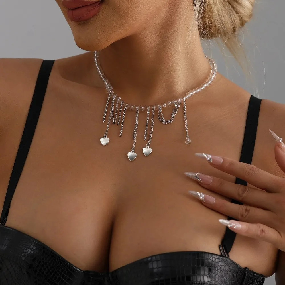 Fashion Heart Beaded Necklace for Women Boho Elegant Irregular Crystal Chain Y2K Choker Exquisite Party Gift Jewelry Accessories 251016