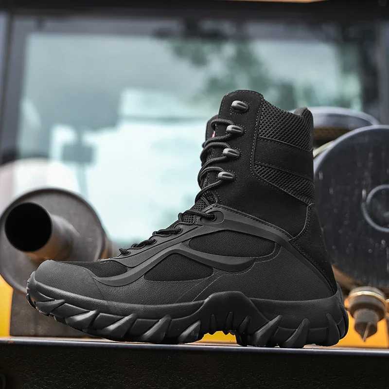 Men Tactical Boots Autumn Special Forces Field Man Boot Lightweight Outdoor NonSlip Men Shoes Zapatillas Hombre W251024