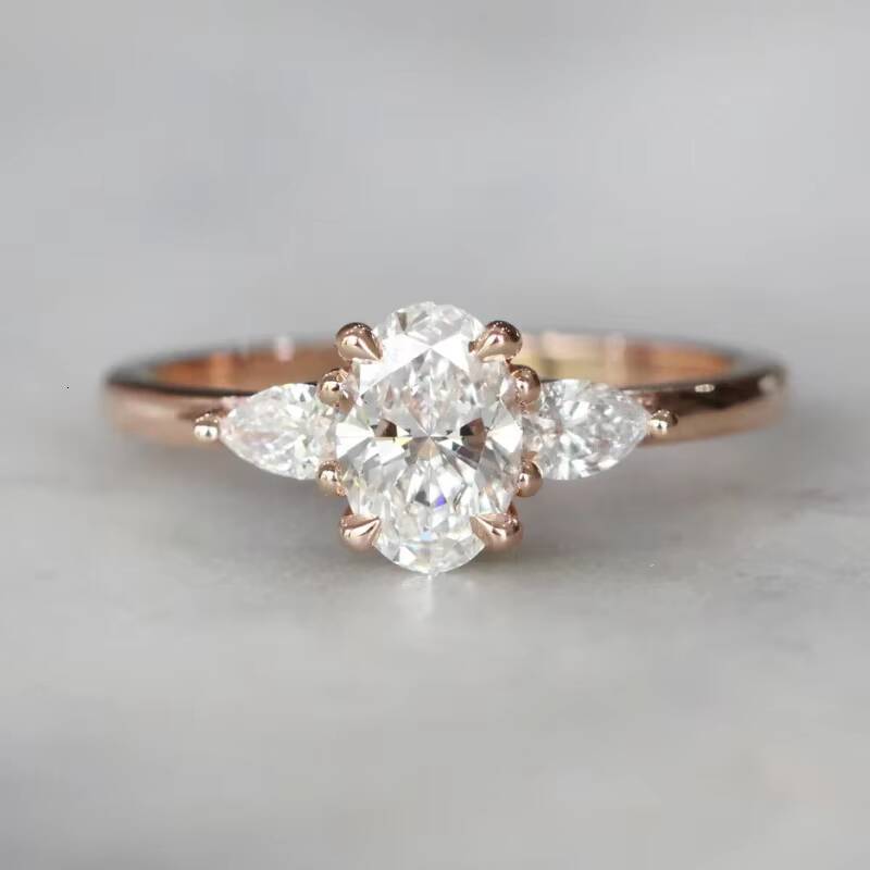 Moissanite Wedding Rings Set Three Stone 18k Gold VVS 15Oct Oval High Quality Custom Moissanite Ring