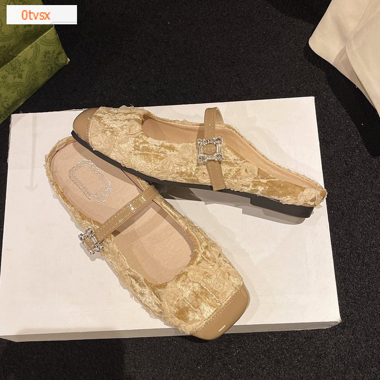 Fashion flat shoes for winter, new sequin fabric, elegant Chinese style, versatile luxury women's sandals, designer shoes