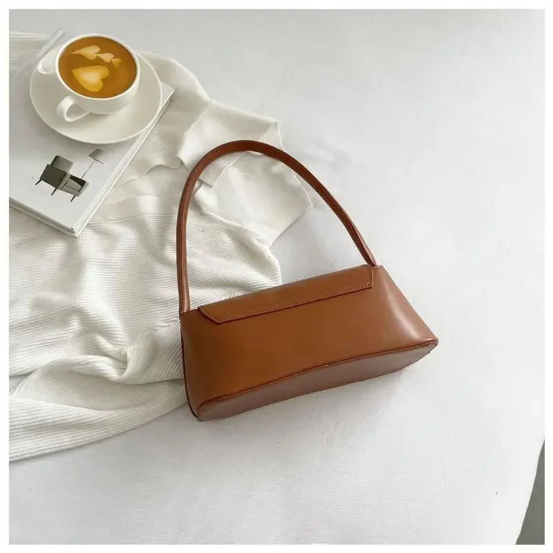Womens Shoulder Bag Handbag Retro Baguette Bag Underarm Bag Fashion Hand Shoulder Bag 251023