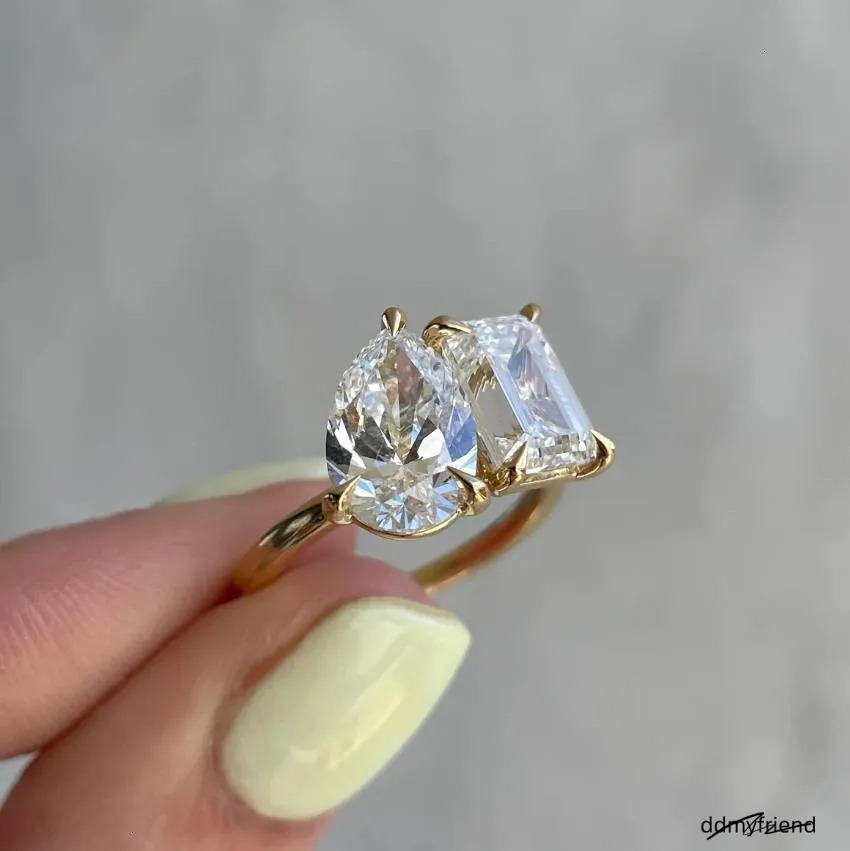 2025 Emerald And Pear Cut Graceful Dia Engagement 14K/ Yellow Gold Wedding Ring Toi Et Moi Style Ddmyfriend