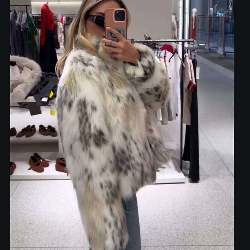 Winter Woman Multicolor Faux Fur Side Pockets Casual Crop Coat Fashion Elegant Women Thick Warm Lapel Jacket Street