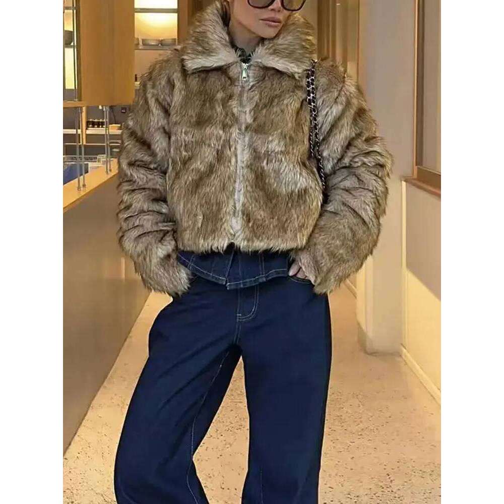 Vintage Women's Faux Fur Jackets Long Sleeve Lapel Pockets Zipper 2025 Winter Coats Lady High Street Woman Outerwear