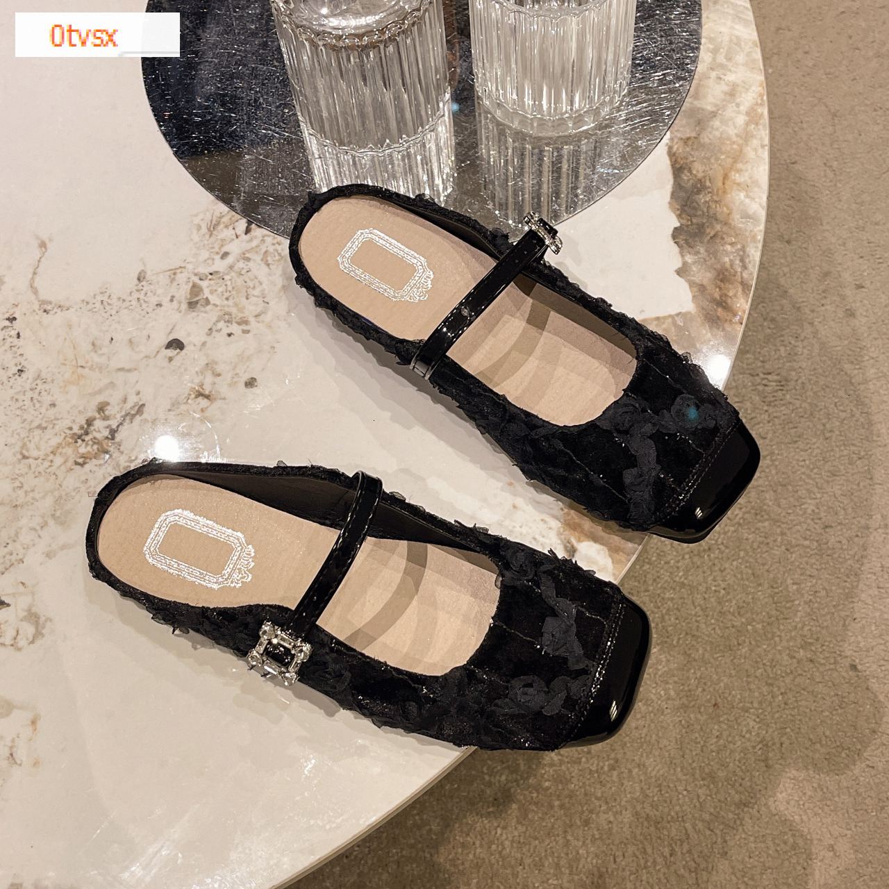 Fashion flat shoes for winter, new sequin fabric, elegant Chinese style, versatile luxury women's sandals, designer shoes