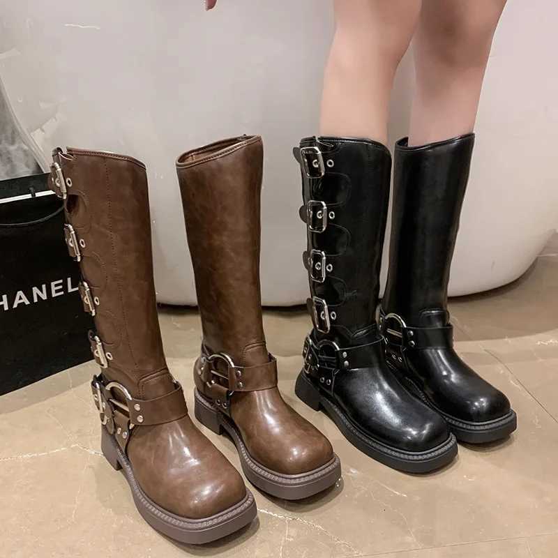 Lady Boots Womens Rubber Shoes Rain Sexy High Sexy Luxury Designer Square Toe Winter Footwear Bootswomen W251024